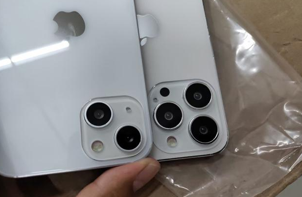 海晏苹果手机维修分享iPhone 13‌机模长什么样 